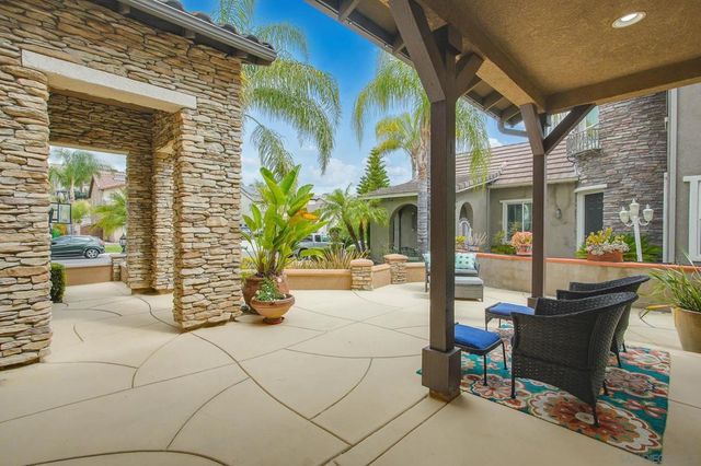 27452 Pinyon St, Murrieta, CA 92562