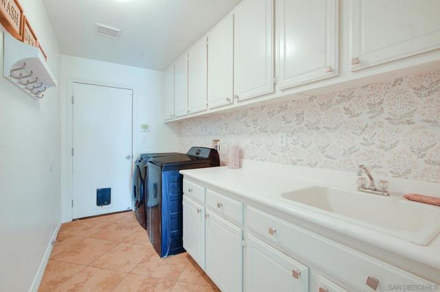 27452 Pinyon St, Murrieta, CA 92562