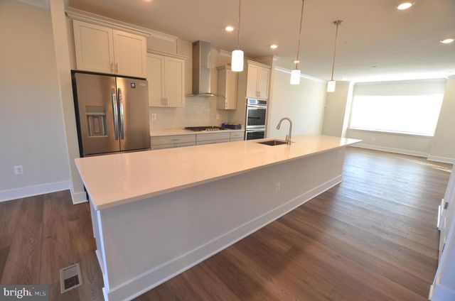 7853 LEBEU ROAD, Baltimore, MD 21244