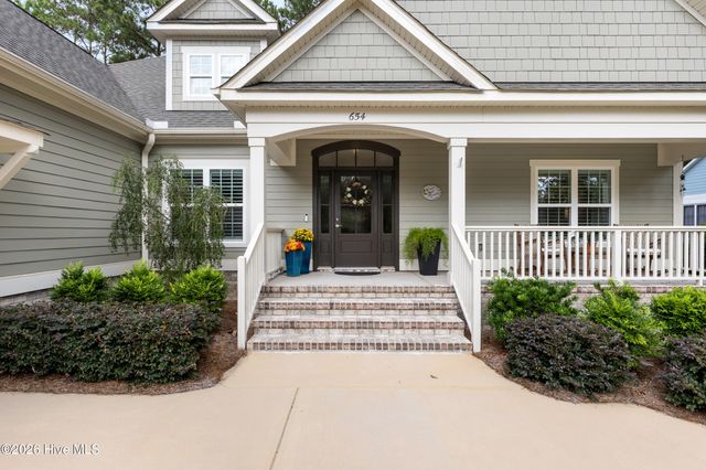 654 Grovewood Lane SE, Bolivia, NC 28422