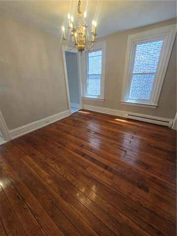 315 North 10th Street 2, Allentown City, PA 18102