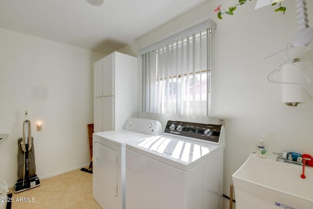 908 S OCOTILLO Drive, Apache Junction, AZ 85120