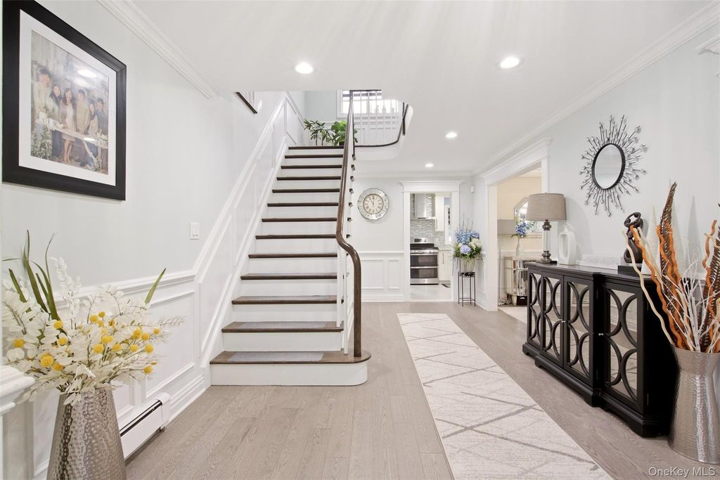 24 Quintree Lane, Melville, NY 11747 — photo 5
