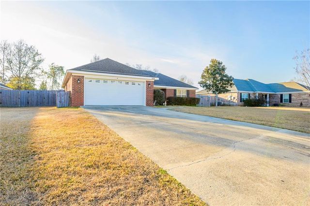 3230 Bloomington Drive, Mobile, AL 36695