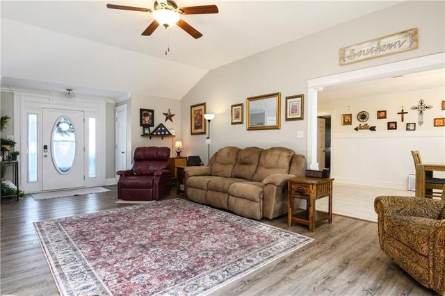 3230 Bloomington Drive, Mobile, AL 36695