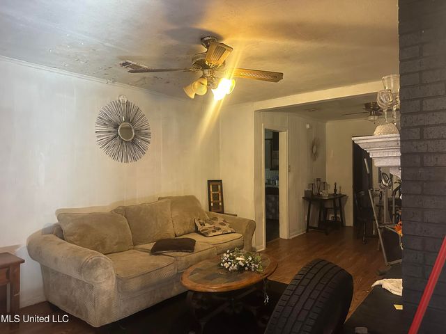 1166 Killarney Street, Jackson, MS 39212