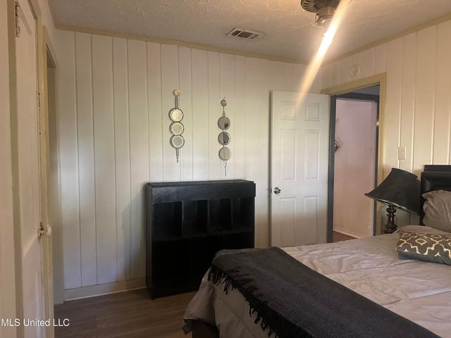 1166 Killarney Street, Jackson, MS 39212