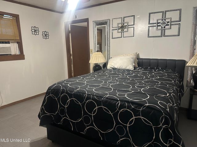 1166 Killarney Street, Jackson, MS 39212