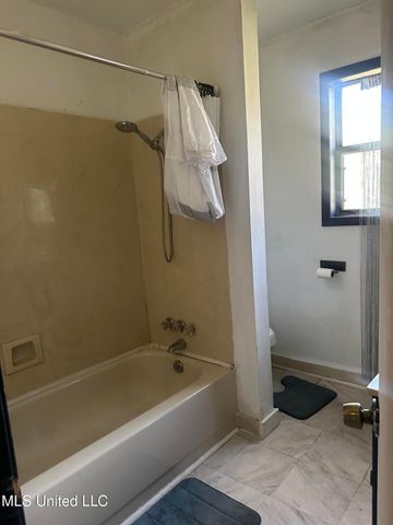 1166 Killarney Street, Jackson, MS 39212