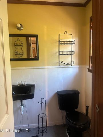 1166 Killarney Street, Jackson, MS 39212