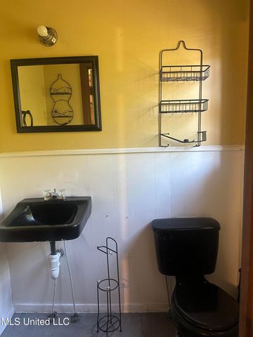 1166 Killarney Street, Jackson, MS 39212