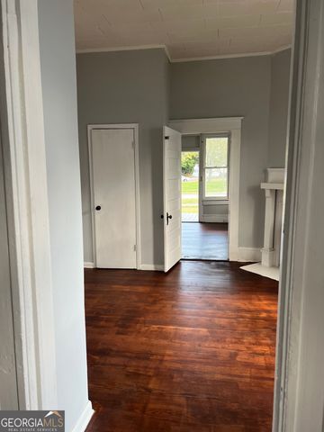 92 Woodlawn Avenue A, Winder, GA 30680