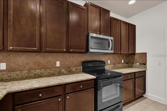 9301 WATCHET WAY, Orlando, FL 32825