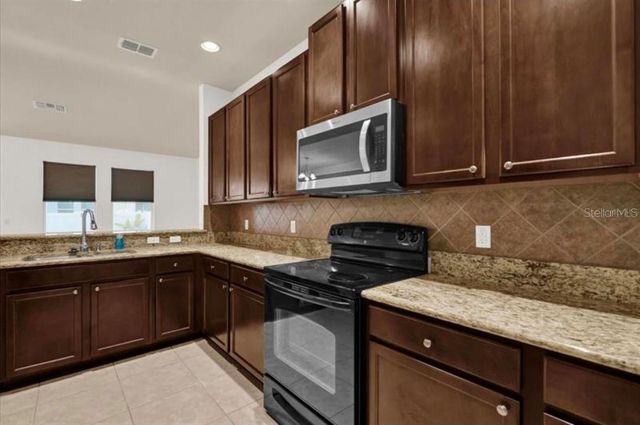 9301 WATCHET WAY, Orlando, FL 32825