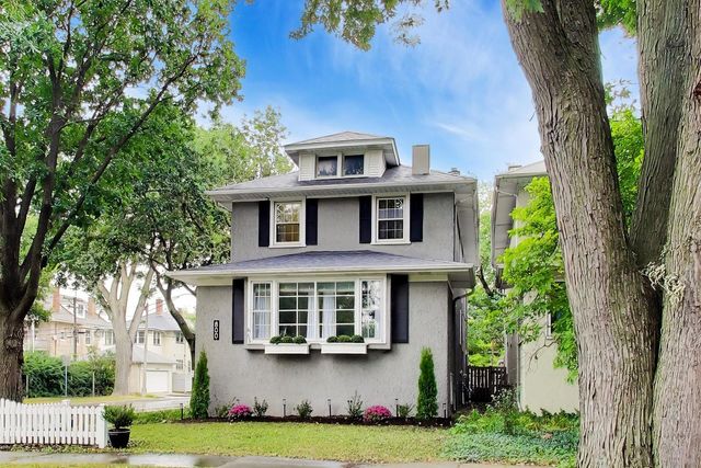 800 S Scoville Avenue, Oak Park, IL 60304