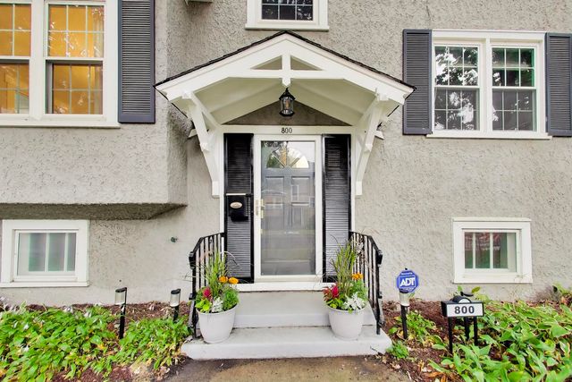 800 S Scoville Avenue, Oak Park, IL 60304