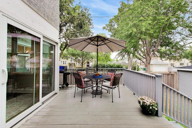 800 S Scoville Avenue, Oak Park, IL 60304