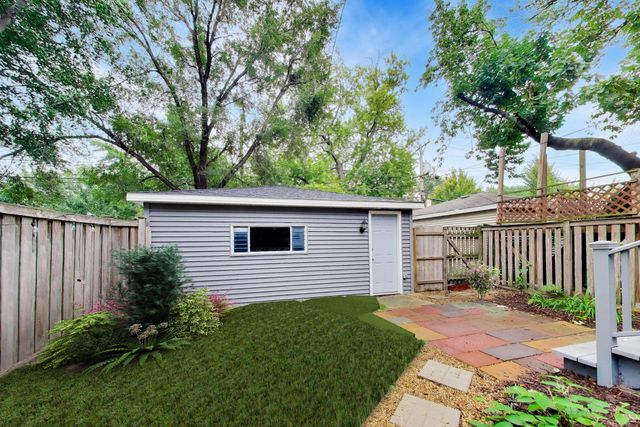 800 S Scoville Avenue, Oak Park, IL 60304