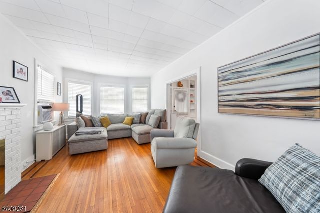 49 Princeton Rd, Elizabeth City, NJ 07208