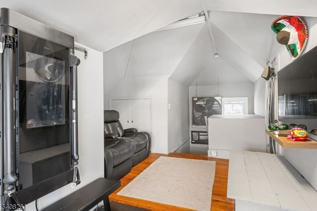 49 Princeton Rd, Elizabeth City, NJ 07208