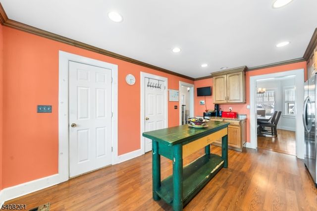 49 Princeton Rd, Elizabeth City, NJ 07208