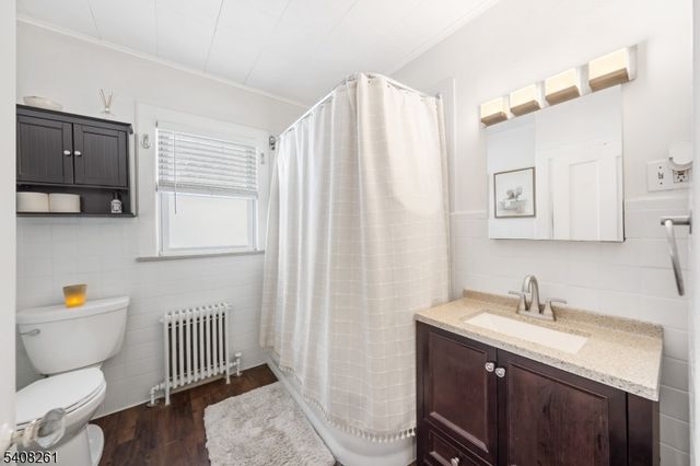 49 Princeton Rd, Elizabeth City, NJ 07208