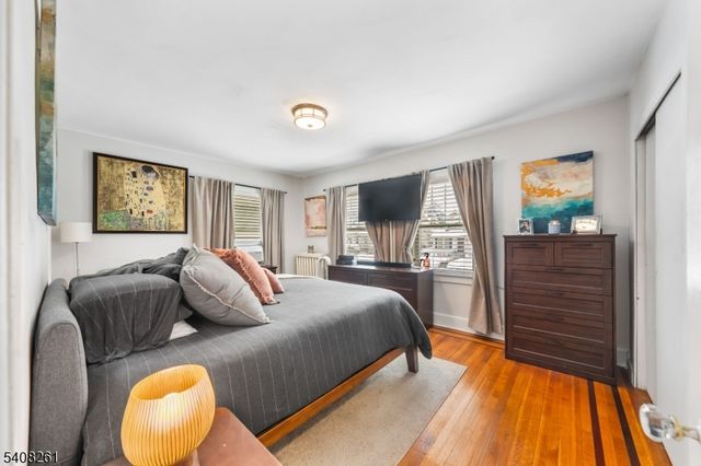 49 Princeton Rd, Elizabeth City, NJ 07208