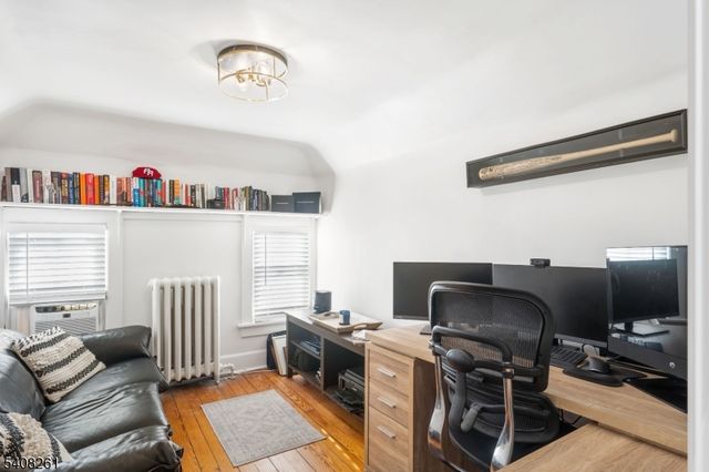 49 Princeton Rd, Elizabeth City, NJ 07208