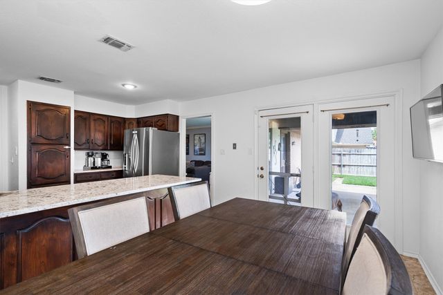 3200 Teakwood Drive, Bedford, TX 76021