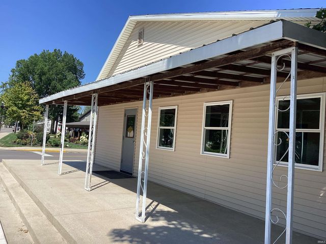 618 Adams Street, Decatur, IN 46733