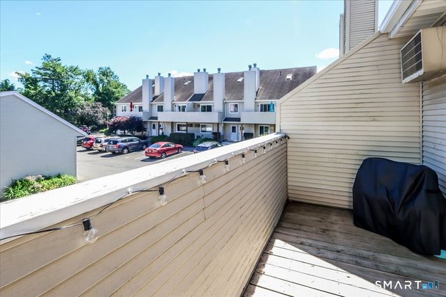 136 Pembroke Road 6-50, Danbury, CT 06811
