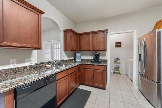 38219 N Lost Creek Boulevard, Magnolia, TX 77355