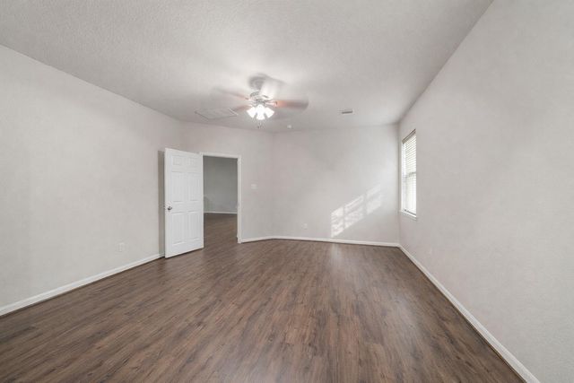 38219 N Lost Creek Boulevard, Magnolia, TX 77355