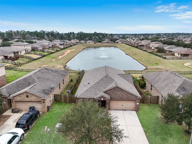 38219 N Lost Creek Boulevard, Magnolia, TX 77355