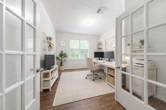 38219 N Lost Creek Boulevard, Magnolia, TX 77355