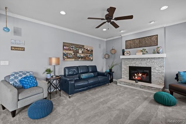 17193 Louise Street, Livonia, MI 48152