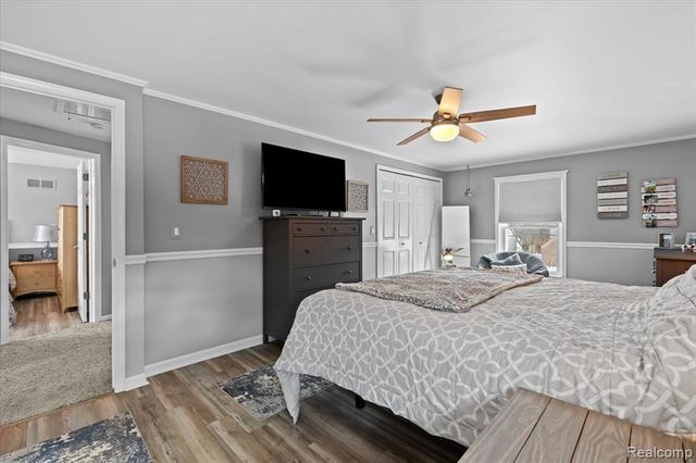 17193 Louise Street, Livonia, MI 48152