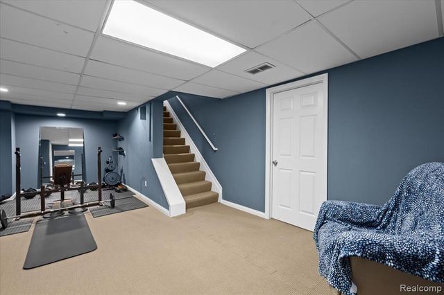 17193 Louise Street, Livonia, MI 48152