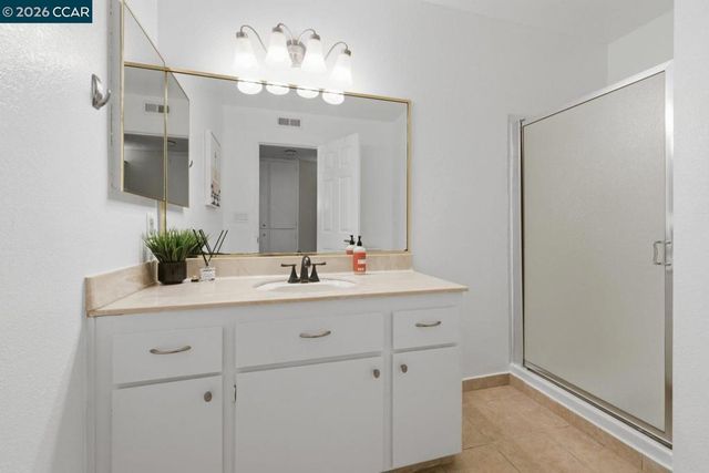 2121 Vale Rd 318, San Pablo, CA 94806