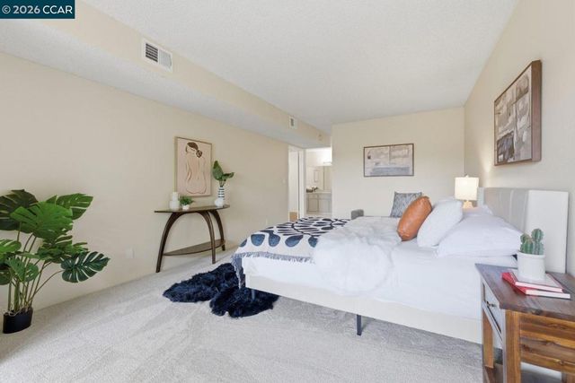 2121 Vale Rd 318, San Pablo, CA 94806