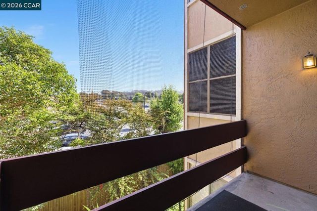 2121 Vale Rd 318, San Pablo, CA 94806