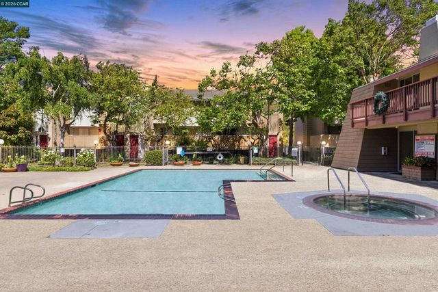 2121 Vale Rd 318, San Pablo, CA 94806