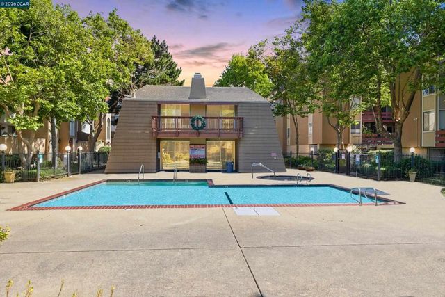 2121 Vale Rd 318, San Pablo, CA 94806