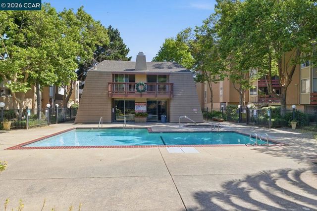 2121 Vale Rd 318, San Pablo, CA 94806