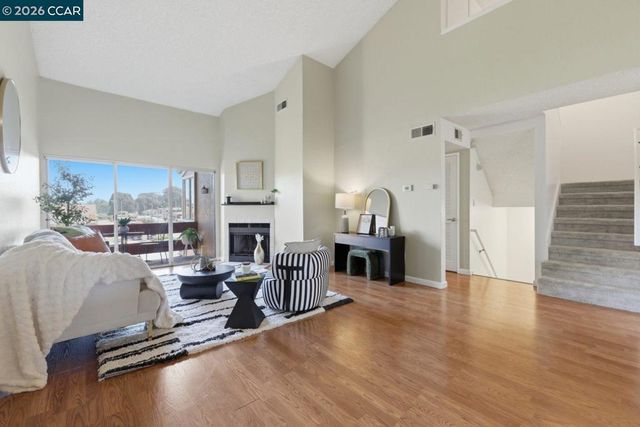 2121 Vale Rd 318, San Pablo, CA 94806