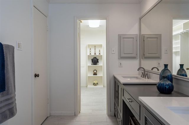 2402 Featherton Court, Sugar Land, TX 77478