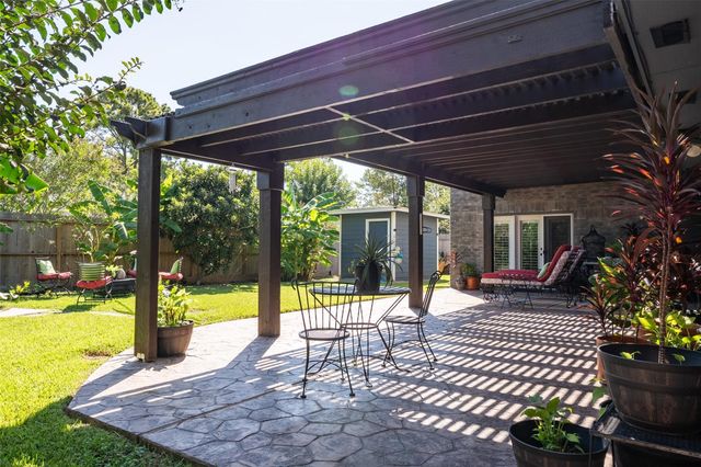 2402 Featherton Court, Sugar Land, TX 77478
