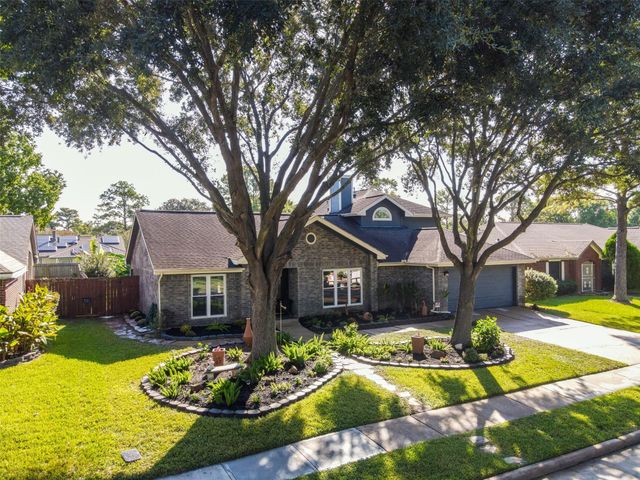 2402 Featherton Court, Sugar Land, TX 77478