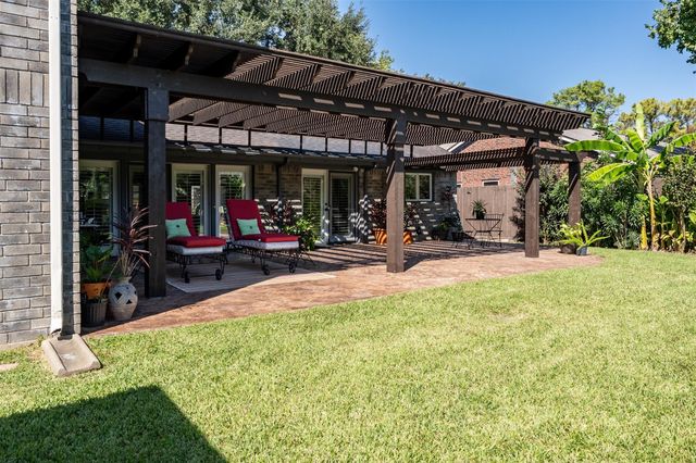2402 Featherton Court, Sugar Land, TX 77478