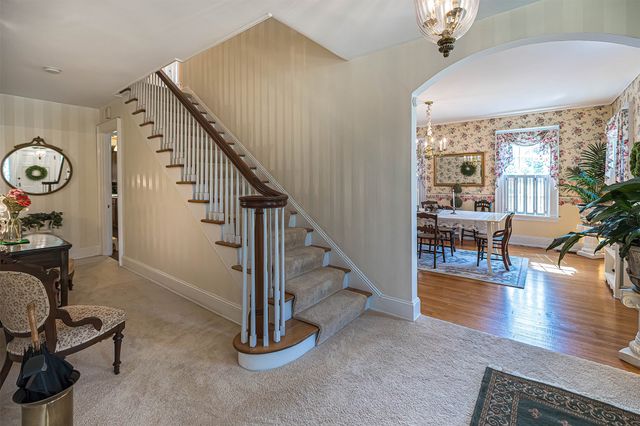 51 FREEPORT Road, North East, PA 16428